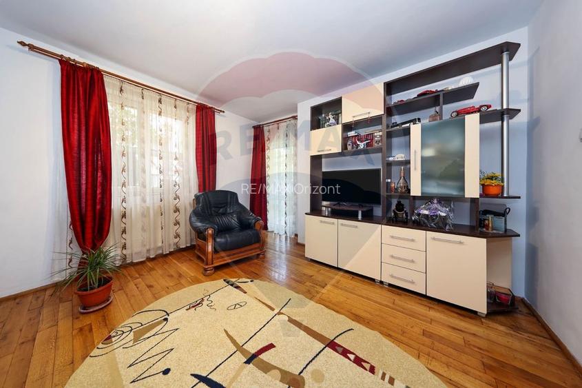 Casa si Spatiu comercial  în zona Centrala Secele - 29