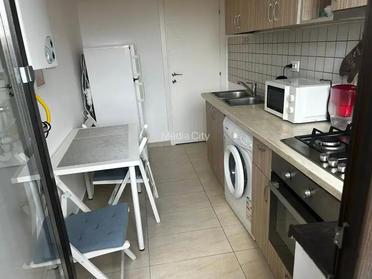 Garsoniera spatioasă de închiriat în zona Grand Arena - 10