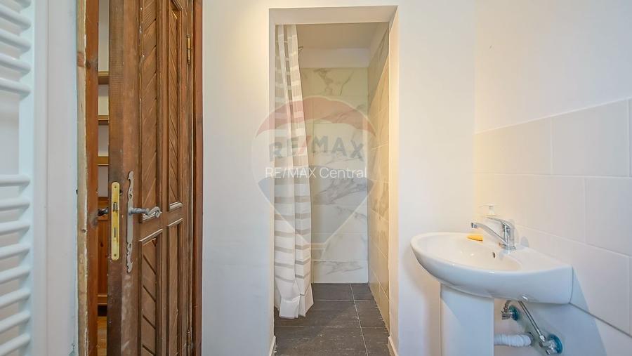 Vilă istorică, proiectată de arhitectul Emil Nădejde în Timișu de Sus - 46