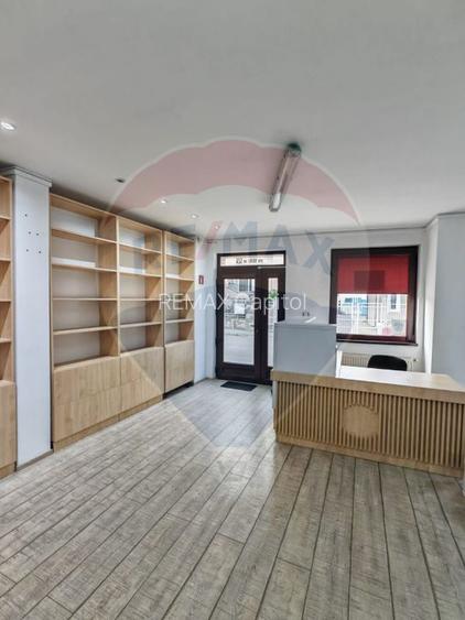 Apartament cu 4 camere de vânzare in zona centrala - 4