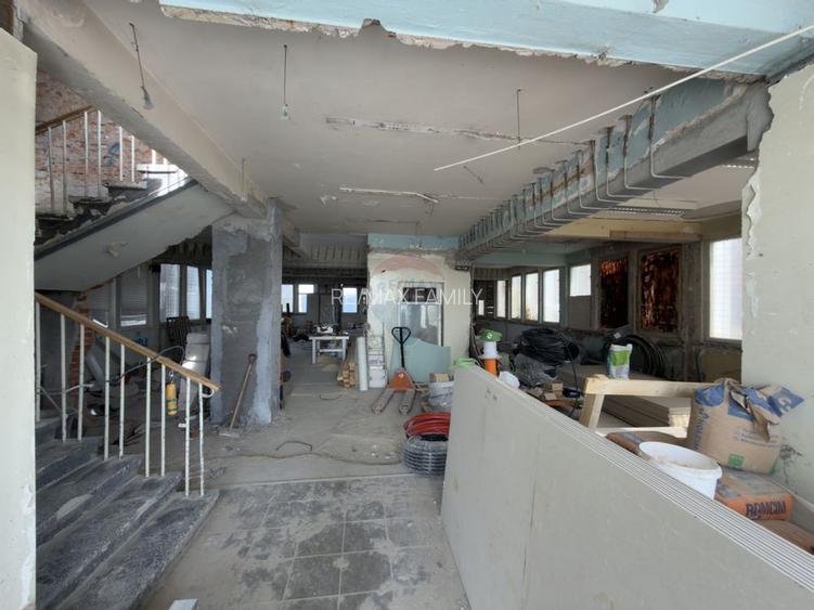 Hotel / Pensiune cu 48 camere de vânzare Calea Borsului/CT Park/ CET - 9