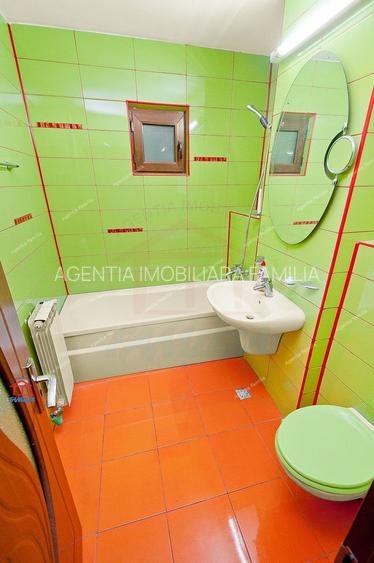 Vanzare apartament cu 2 camere, centru( Egreta, bloc din 90''), parter - 14