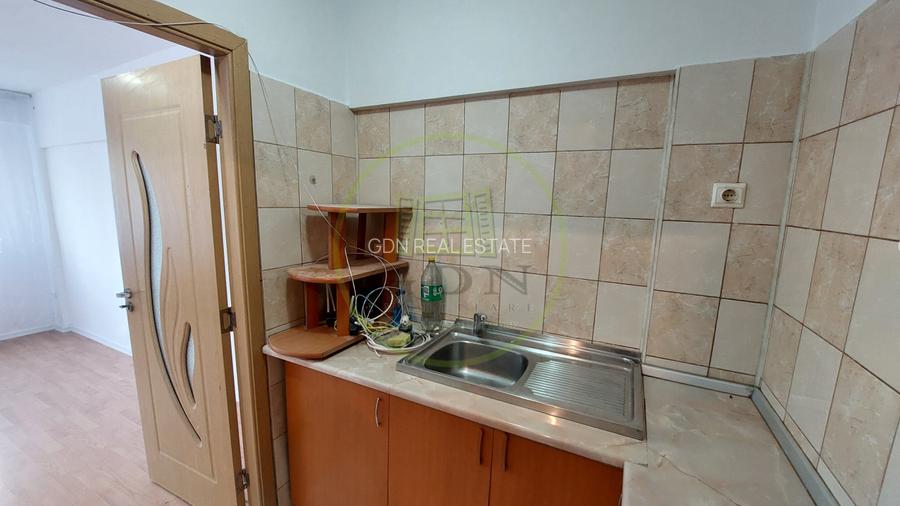Camera de camin, etajul 1, cartier Valea Rosie, zona Grădinița Castelul Fermecat - 3