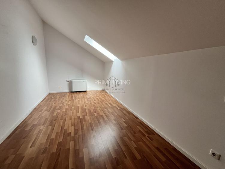 VILA CU 5 CAMERE LA INCHIRIERE PE MALUL LACULUI STRAULESTI - 23