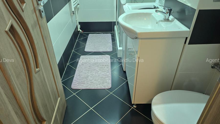 Inchiriez apartament cu 2 camere in Deva, zona ultracentrala (Piata), etaj 2, - 5