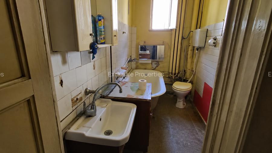 Apartament in vila intr-o zona foarte buna - 5