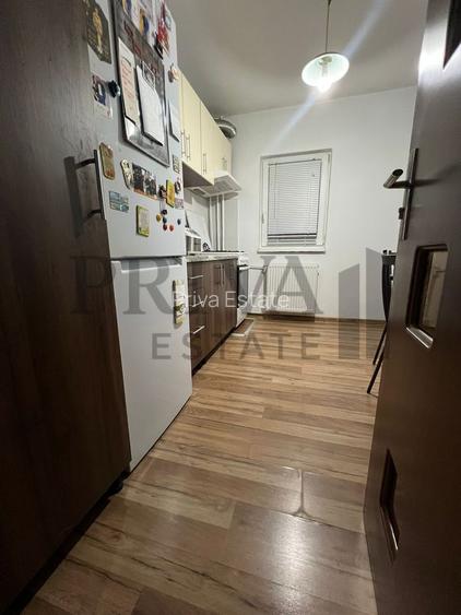 Apartament 3 camere, 2 bai,2 balcoane. bloc izolat, Etaj 2. Lipovei - 14