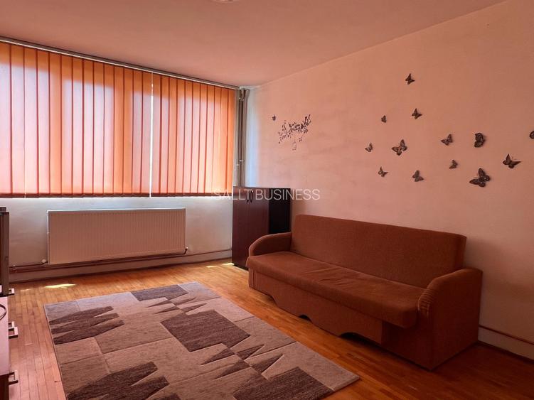 Inchiriere apartament 2 camere, zona Mall - 3