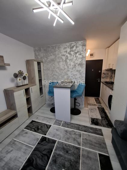 300 euro! Garsoniera moderna, langa Jumbo - 2