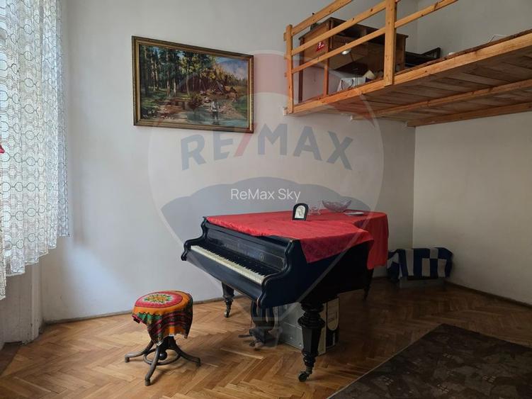 de vanzare Apartament 2 camere în clădire istorică cu lift, Str. Horea - 9