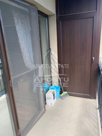 Apartament cu 2 camere, bucatarie inchisa, etaj 1, zona centrala Giroc - 11