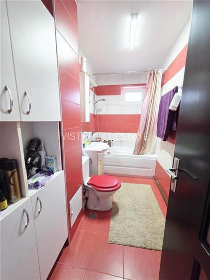 Apartament 4 camere, zona Astra - 17