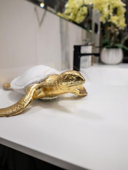 Vilă de LUX cu piscină, 278 mp utili și teren de 1.780 mp I Sag - 25