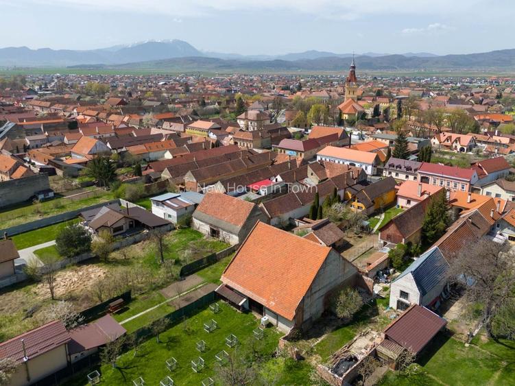 Casă Săsească Autentică cu Șură Impresionantă în Cristian – Teren 2729mp - 39