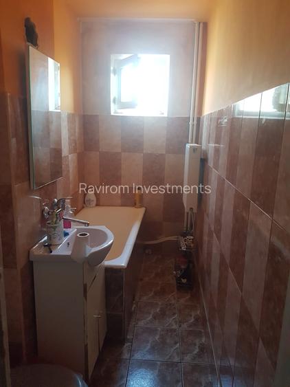 Apartament doua camere, nedecomandat, etaj trei, CT, termopan, balcon, geam baie - 8