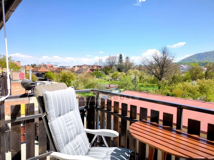 Apartament trei camere, 83 mp, vedere panoramică spre Tâmpa-Bartolomeu - 9
