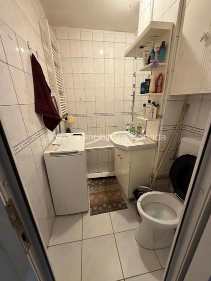 Garsoniera de Vanzare Gorjului Bloc 1981 etaj 3/4 - 10