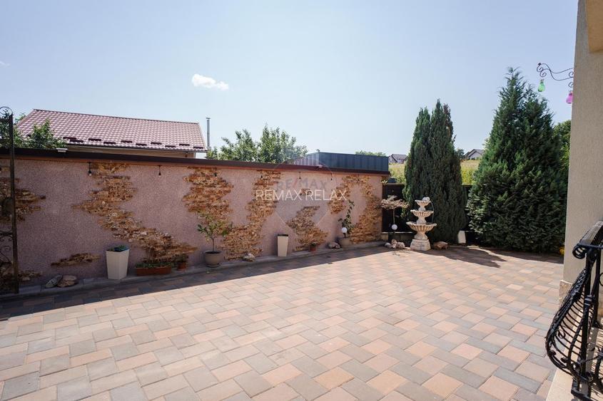 0% Comision - VILA de LUX de vânzare – Cu iaz natural - 33