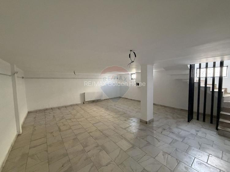 Casă / Vilă Golesti - 20