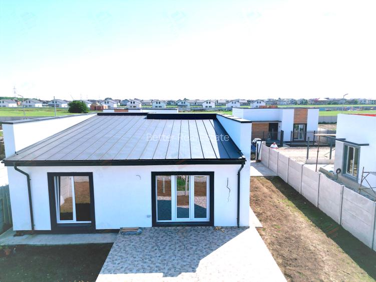 Casă de Vânzare Parter în Berceni | 4 Camere, 2 Băi, Teren 450 mp și Terasă - 4