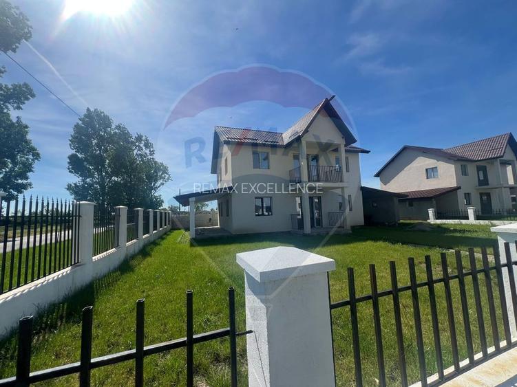 Casă / Vilă  noua P +1 cu 4 camere de vânzare| Acces A3 | Teren 400 mp - 3