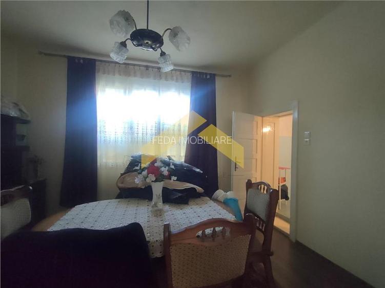 Casa 5 camere de vanzare localitatea Capruta - 5