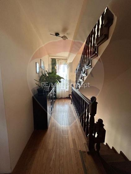 Casă | Vilă insiruita | Inchiriere| 5 camere - 9