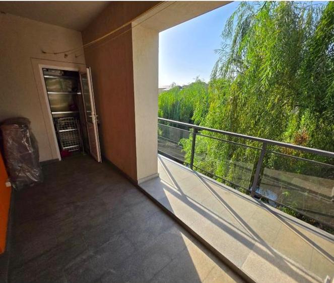 Apartament 2 camere+centrala proprie+loc de parcare Zona Pajura-Bucurestii Noi