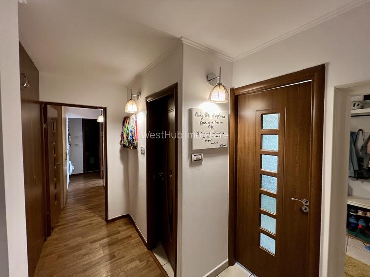 Apartament modern, 3 camere, 67 mp utili, etaj 3, decomandat - Aradului - 12