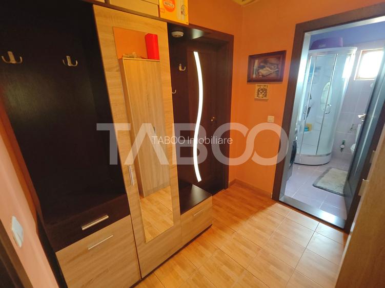 Apartament 2 camere cu balcon de vanzare -complet mobilat - COMISION 0 - 14