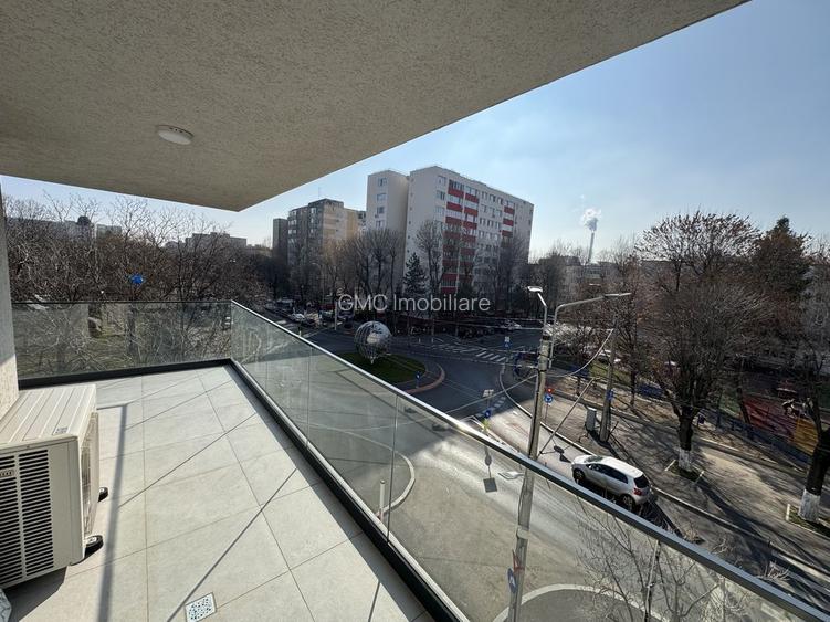 Prima inchiriere 3 camere+ parcare subterana , bloc nou S31 - 19