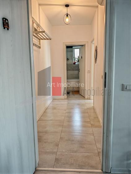 Apartament cu 2 camere de vanzare -Pacii-cu centrala-semimobilat si utilat - 25