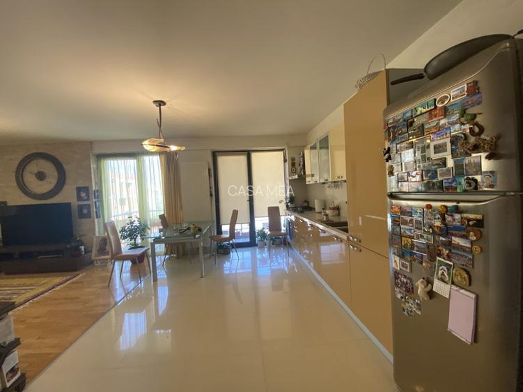 Apartament 4 camere bloc boutique si terasa de 25m - 14