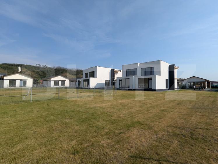 Duplex 120 mp, teren 416 mp, zona usor accesibil spre Cluj, 10km  - 2