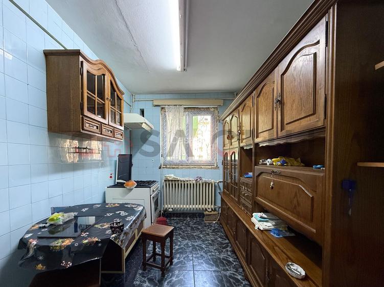 2 camere, parter cu balcon, garaj inclus, Gheorgheni - 3