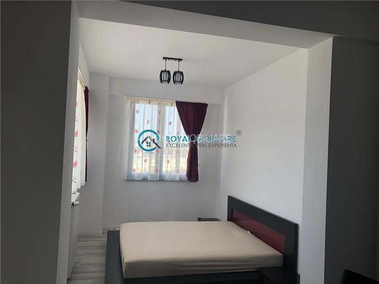 Royal Imobiliare - Inchiriere Apartament Penthouse cu 3 camere zona 9 Mai - 7