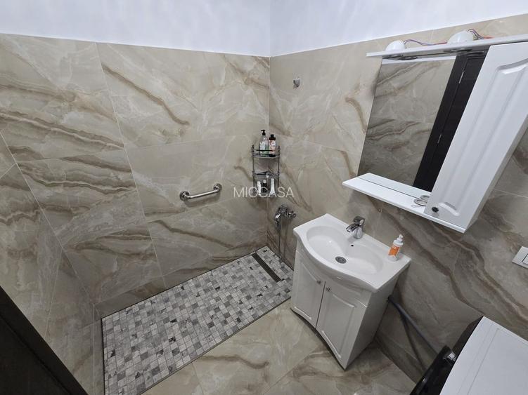 Langa ESO. Gradina proprie. Mobilat si utilat complet. 2 Bai. - 18