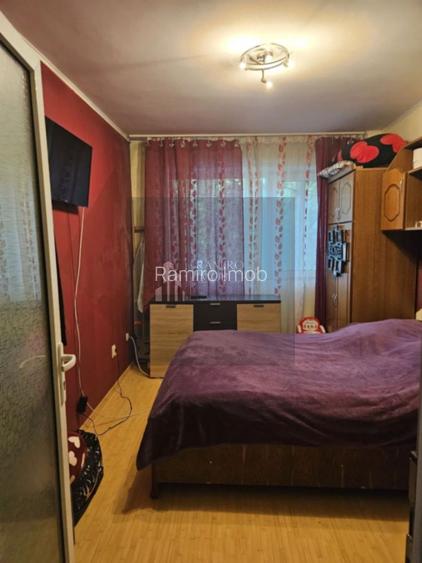 Apartament  3 camere etaj 1 Decomandat Brancoveanu/2 loc parcare - 12