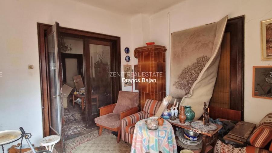 Alba Iulia // Etaj in vila // curte - 3