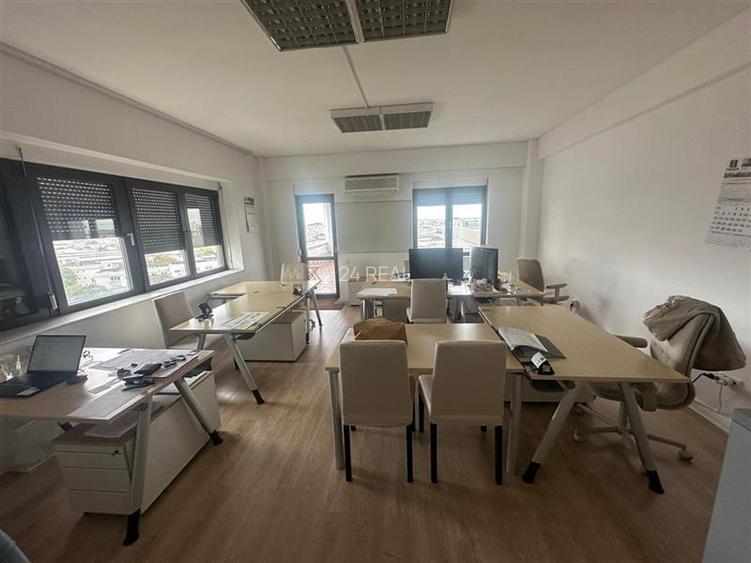 Inchiriere birouri langa metrou Aurel Vlaicu de la 140 mp - 2