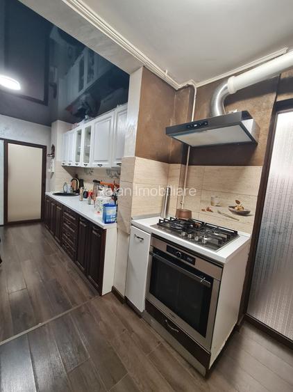 Vanzare apartament 2 camere, in Galati, ultracentral, parter, mobilat lux - 17