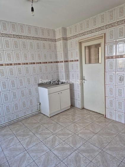 Apartament 3 camere Galati Mazepa 1 - 2
