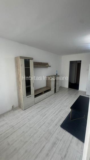Apartament o camera, de vanzare, renovat, in cartierul Manastur - 2