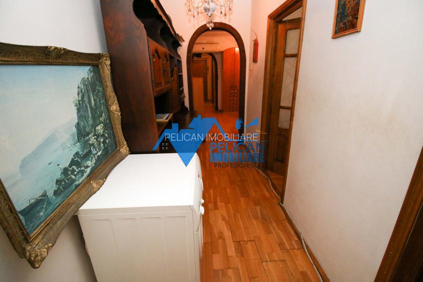 Ultracentral, 3 camere, decomandat, etaj 3 - 6