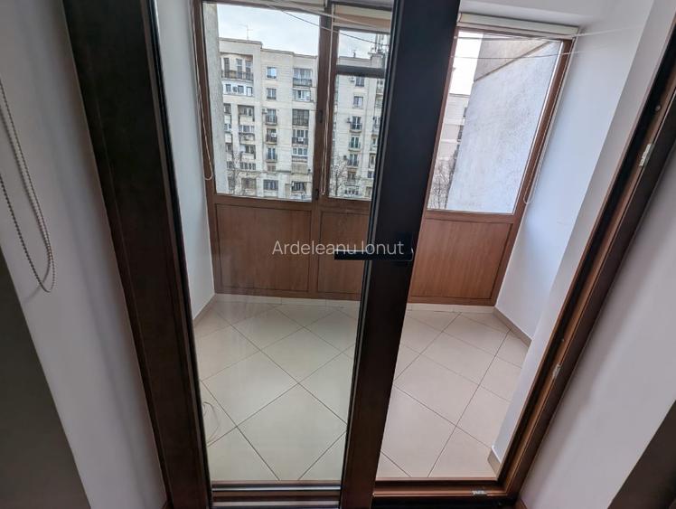 INCHIRIEZ APARTAMENT 3 CAMERE PARC IZVOR - 3