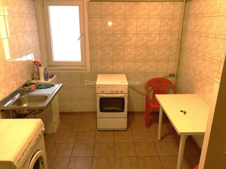 DRUMUL TABEREI - Str. Sibiu - 5 min. pana la Metrou Favorit - Comision 0% - 9