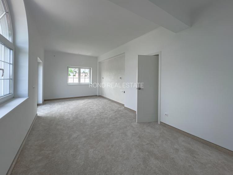 Vilă premium contemporană, finalizată în 2023 – design rafinat - 37