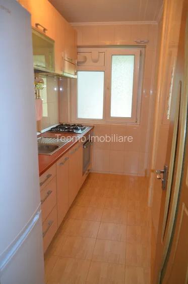 Apartament 2 camere, semidecomandat, 40 mp, parcare, Resita - 5