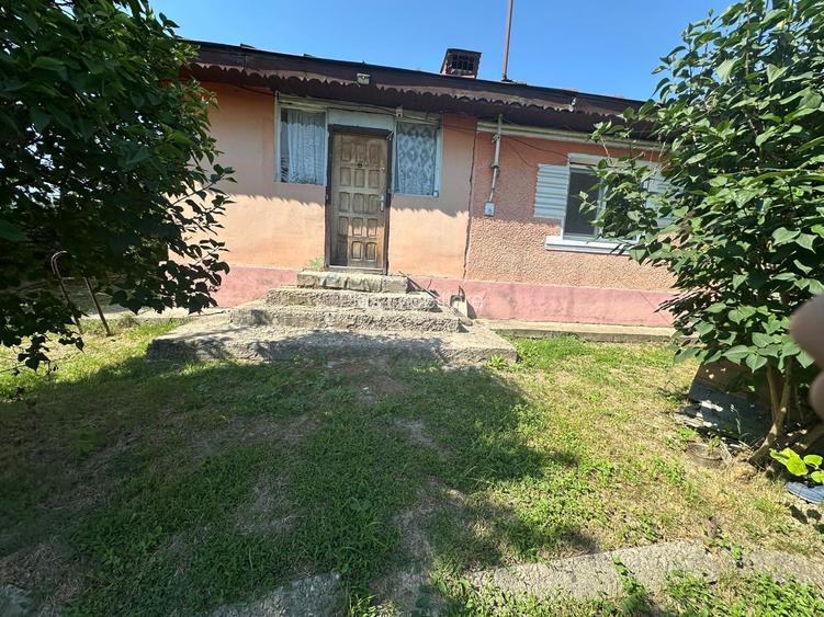 Casă cu teren de 5.700 mp, Pădureni,se accepta si schimb cu apt in Iasi - 25