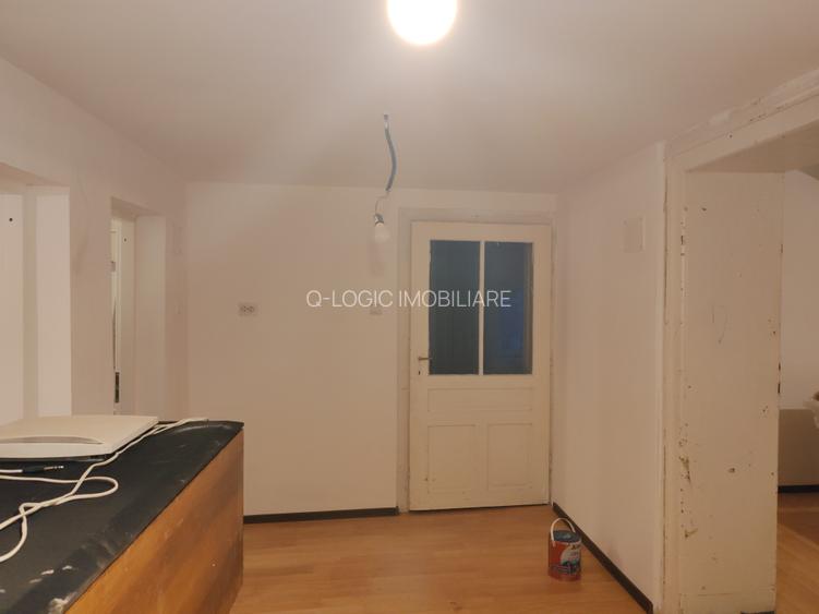 Casa 8 camere pretabila sediu firma GHIMBAV - 2